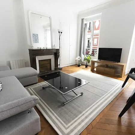 Apartment Big 2br Arc De Triomphe 4-6p Paris